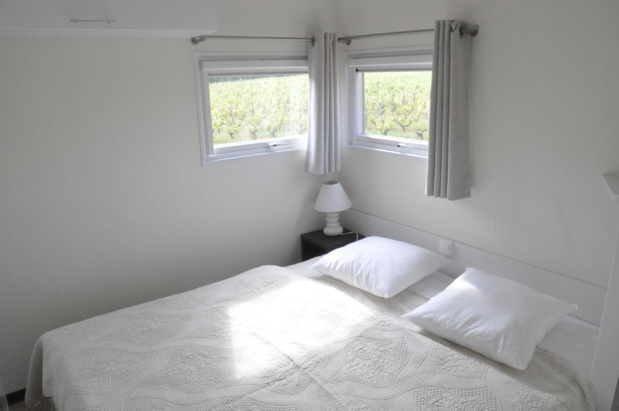 Les Pierres D'Aurele Chambres D'Hotes Saint-Georges-sur-Cher Room photo
