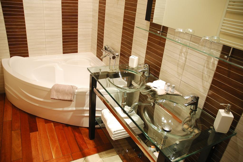 Les Pierres D'Aurele Chambres D'Hotes Saint-Georges-sur-Cher Room photo