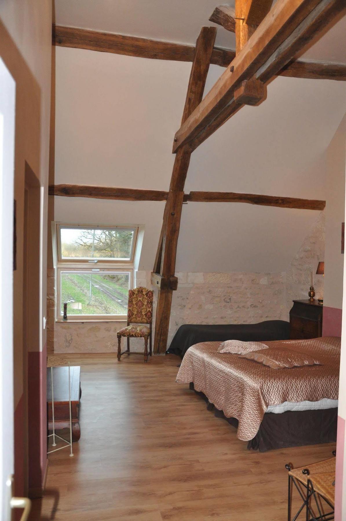 Les Pierres D'Aurele Chambres D'Hotes Saint-Georges-sur-Cher Exterior photo